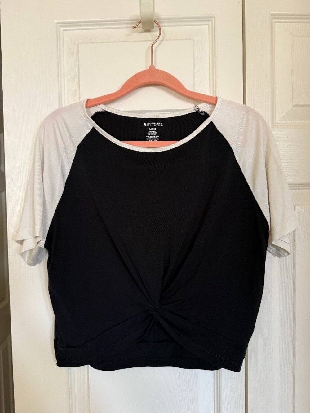 Buffbunny Knotty Raglan Crop